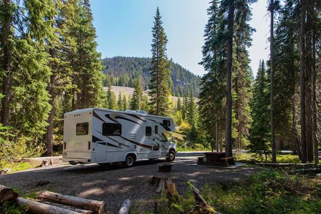 Read more about the article 5 Tips for Preparing Your Caravan for a Summer Vacation