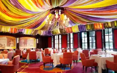 Le Cirque