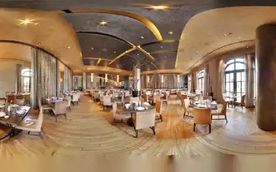 Yellowtail Japanese Restaurant and Lounge