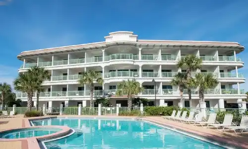 Inn At Seacrest 307